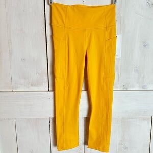 ATHLETA Ultimate Stash II Capri Leggings Yoga Radiant Sunrise Size‎ XS